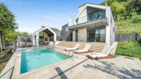 Riverfront Villas